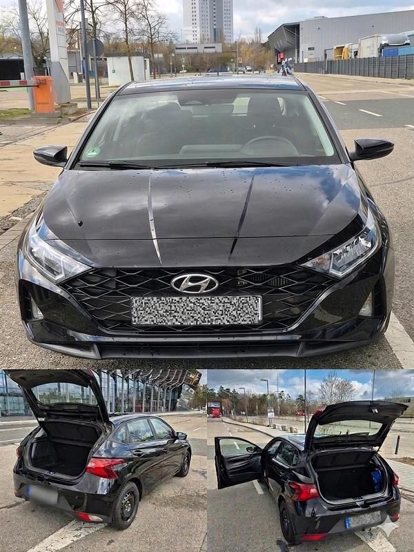 Gebraucht Hyundai i20 Select 101 PS (74 kW) 2021 Schwarz Kleinwagen