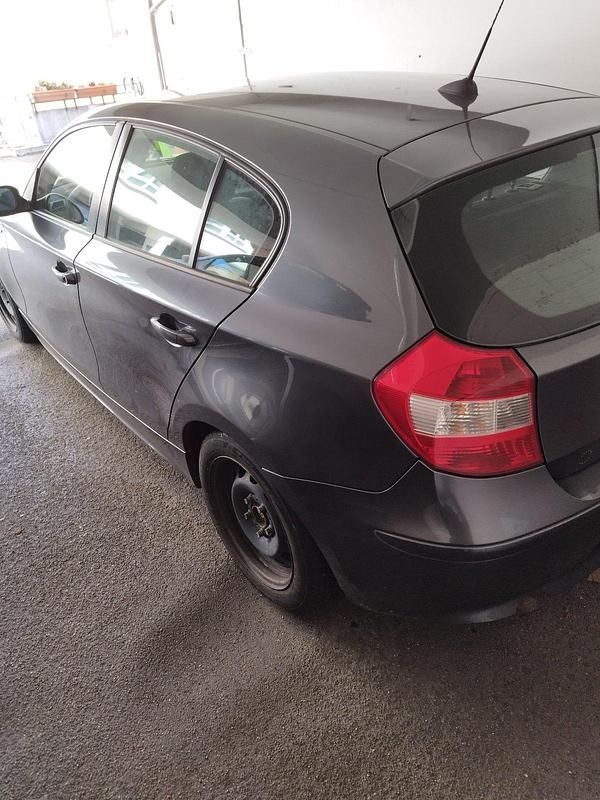 Gebraucht BMW 120 150 PS (110 kW) 2005 Grau Kleinwagen