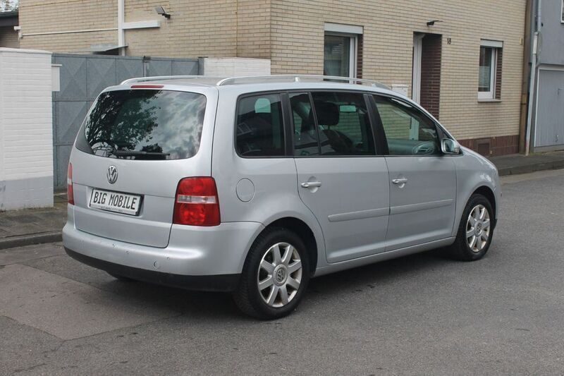 Gebraucht VW Touran Highline 116 PS (85 kW) 2006 Silber Van / Kleinbus