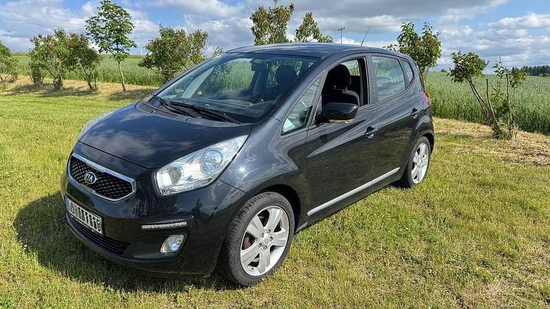 Schwarz Gebraucht 2013 Kia Venga Kleinwagen | 7.890 € (Etwas zu teuer) - Bild 1/4