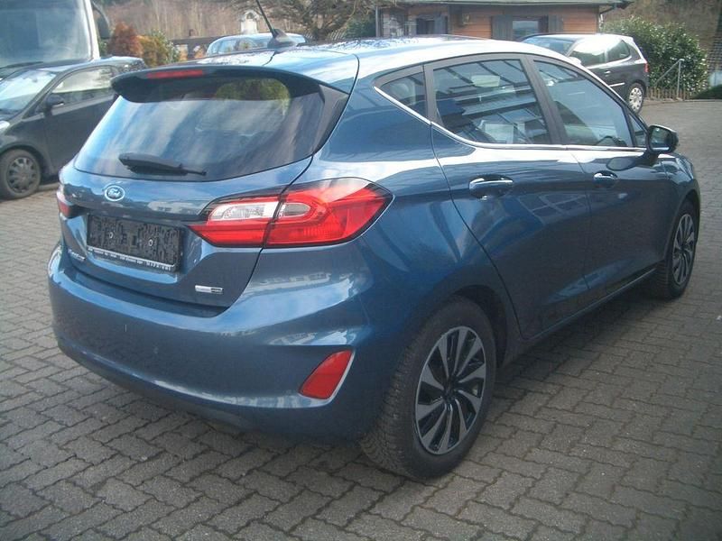Gebraucht Ford Fiesta Titanium 125 PS (91 kW) 2023 Blau Kleinwagen