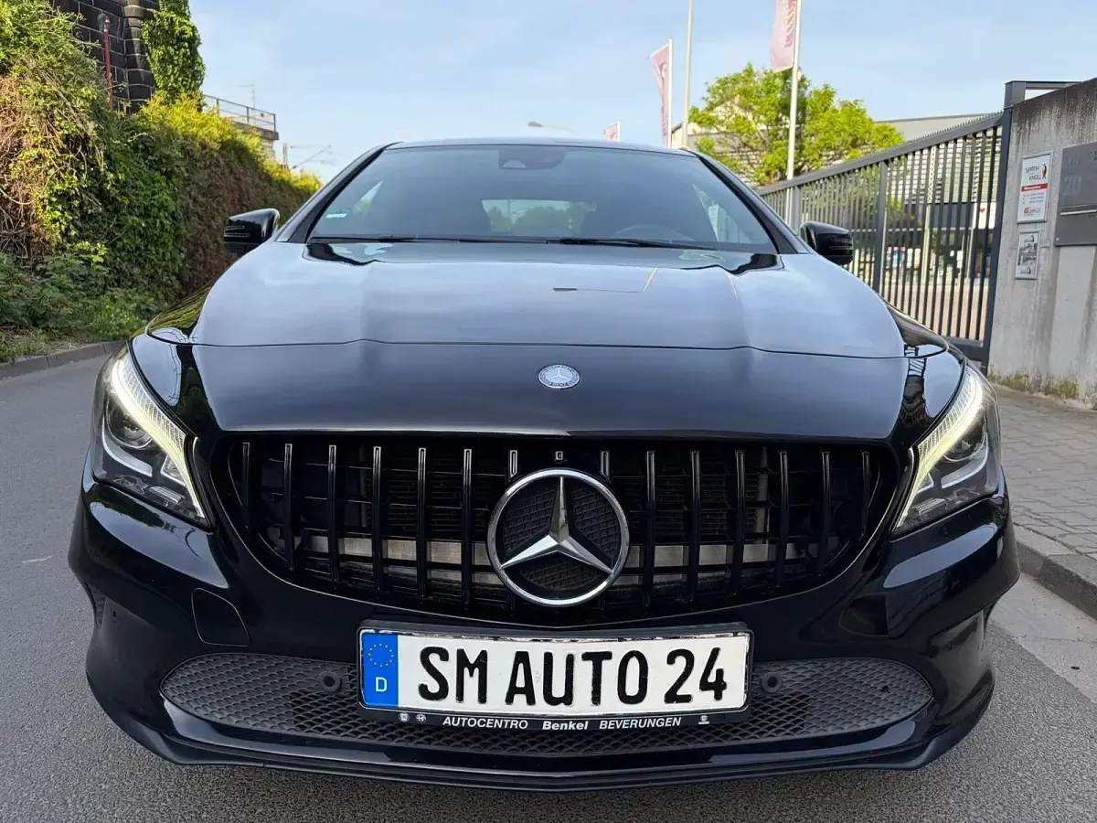 Gebraucht Mercedes CLA200 AMG line 136 PS (100 kW) 2017 Schwarz Coupé