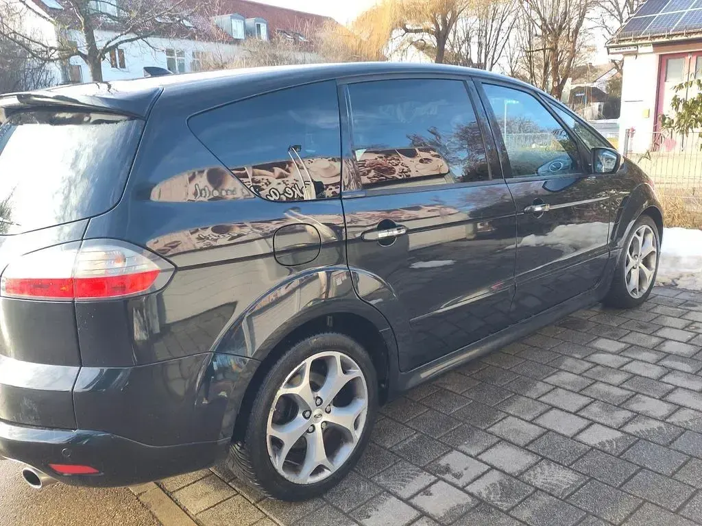 Używany Ford S-MAX Titanium S 220 KM (161 kW) 2008 Czarny Minivan