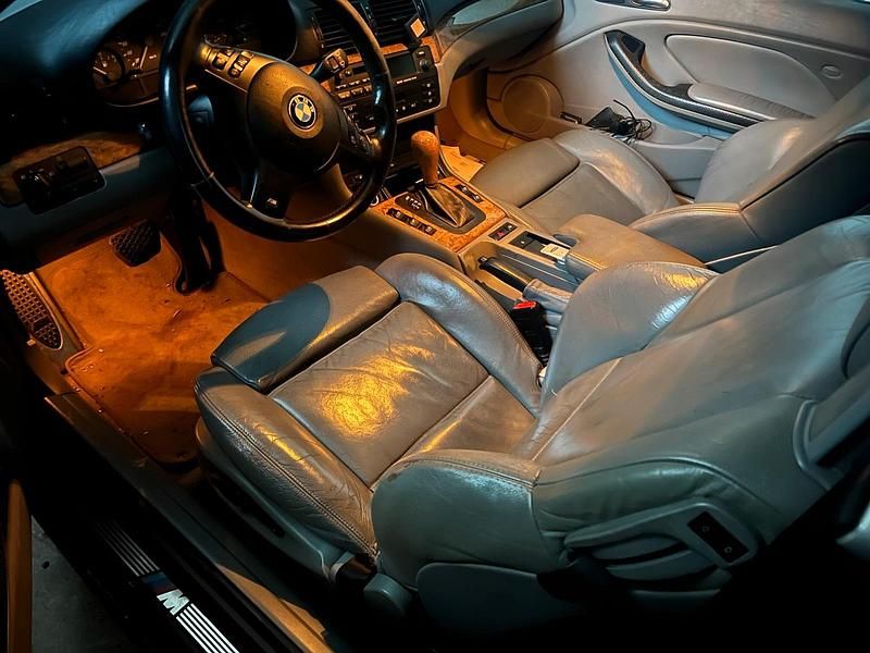 Gebraucht BMW 325 M Sport 192 PS (141 kW) 2002 Grün Cabrio