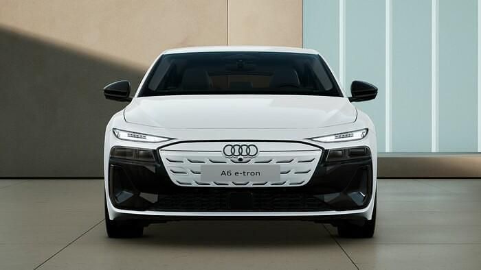 Gebraucht Audi e-tron Sportback S-Line 269 kW (367 PS) 2025 Gletscherweiss SUV