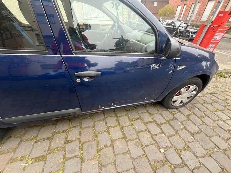 Gebraucht Dacia Sandero 75 PS (55 kW) 2009 Blau Limousine