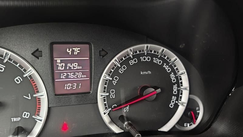 Gebraucht Suzuki Swift 94 PS (69 kW) 2012 Grau Kleinwagen