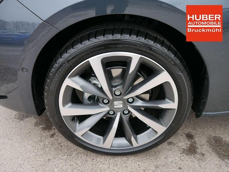 Neu Seat Leon FR 150 PS (110 kW) 2026 Magnetic tech grey Limousine