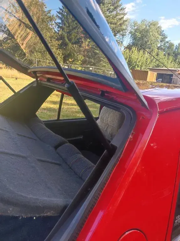 Gebraucht Peugeot 309 88 PS (64 kW) 1991 Rot Kleinwagen