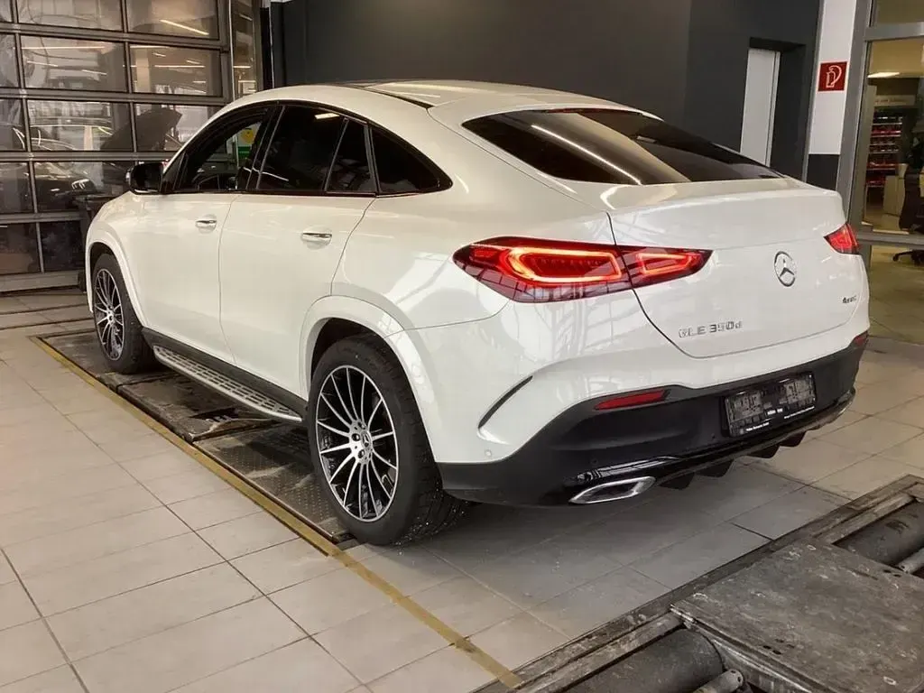 Gebraucht Mercedes GLE350 AMG 272 PS (200 kW) 2024 Weiß SUV