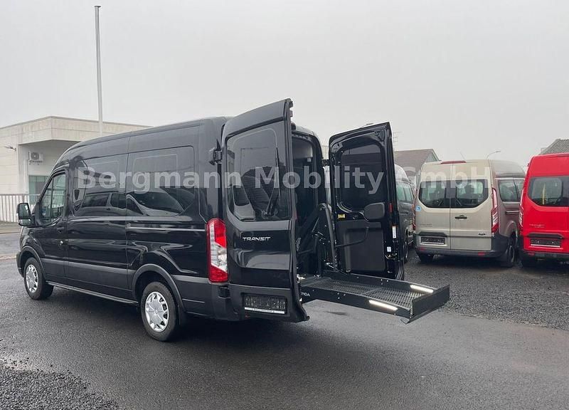 Usata Ford Transit 131 CV (96 kW) 2024 Nero Monovolume