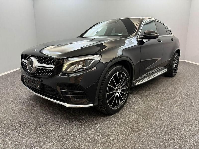 Schwarz Gebraucht 2018 Mercedes GLC350 AMG line Coupé | 25.999 € (Fairer Preis) - Bild 1/4