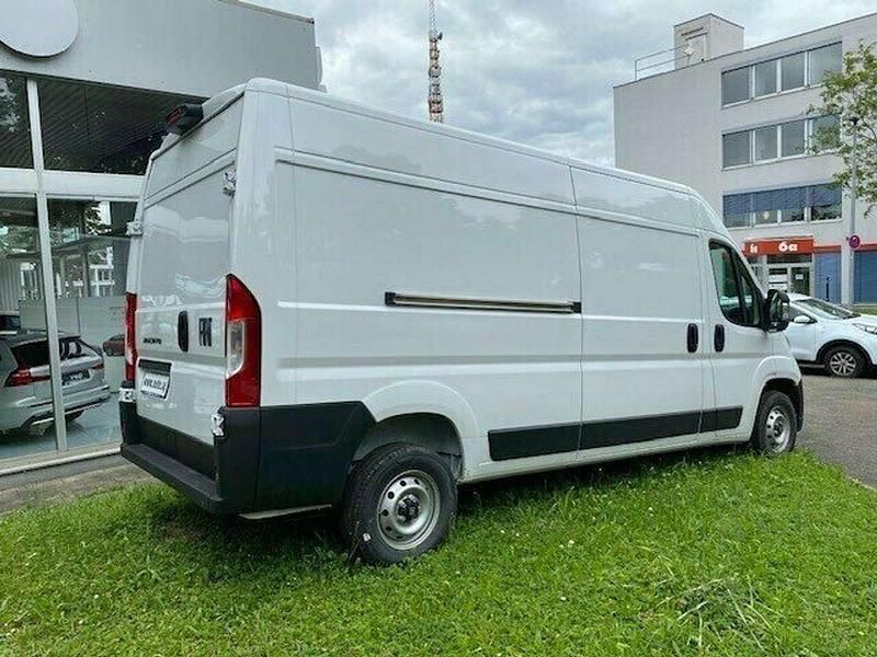 Gebraucht Fiat Ducato 140 PS (102 kW) 2024 Weiß Van