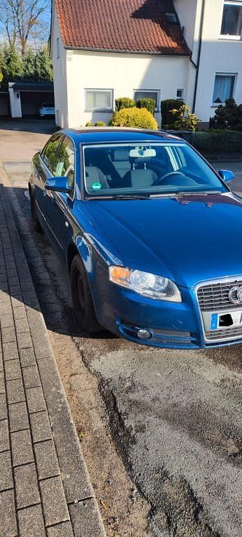 Gebraucht Audi A4 131 PS (96 kW) 2006 Blau Limousine