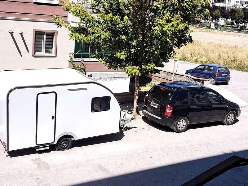 Gebraucht Kia Carnival Basis 185 PS (136 kW) 2007 Schwarz Van / Kleinbus