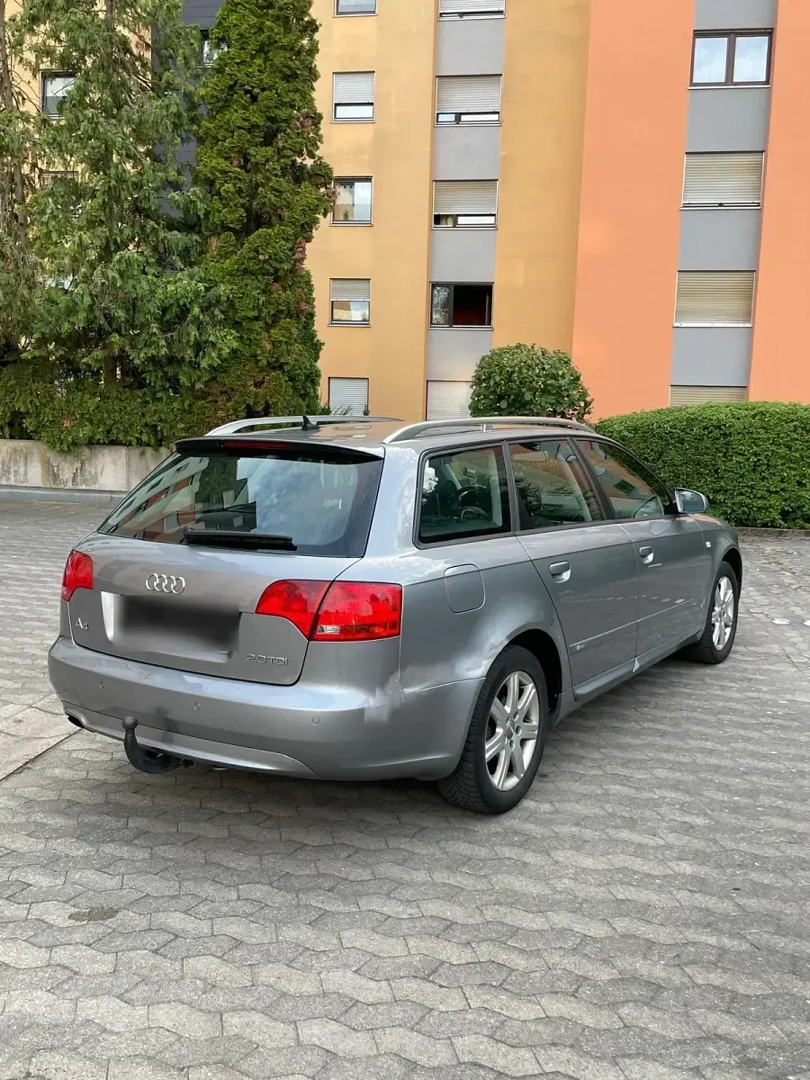 Gebraucht Audi A4 140 PS (102 kW) 2005 Grau Kombi