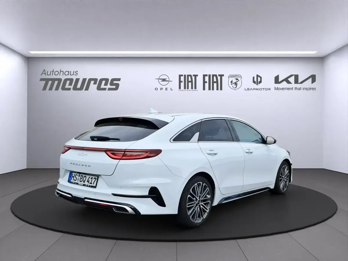 Gebraucht Kia ProCeed GT-Line 140 PS (102 kW) 2025 Schneeweiss Kombi