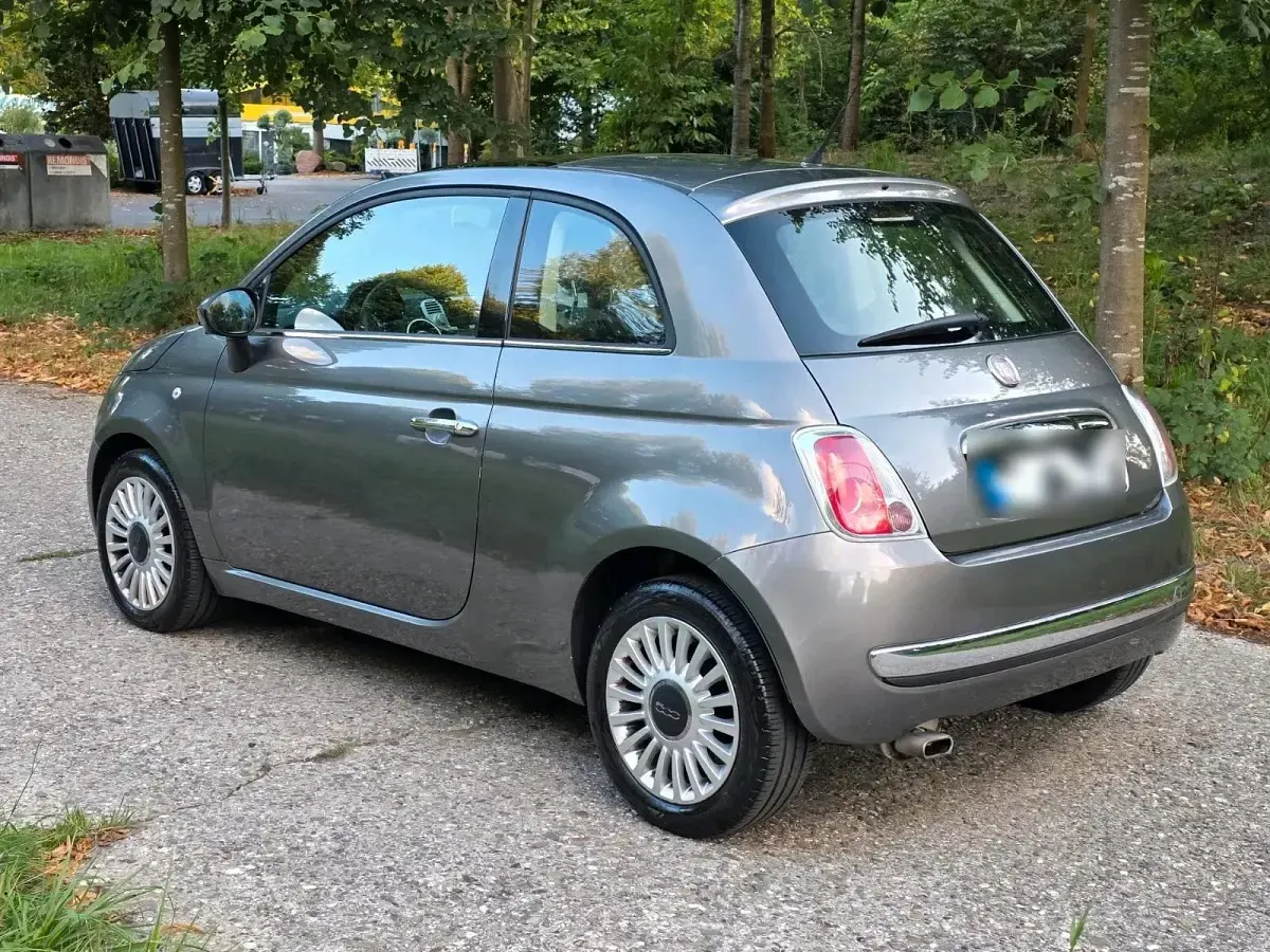 Gebraucht Fiat 500 Lounge 69 PS (50 kW) 2010 Grau Kleinwagen