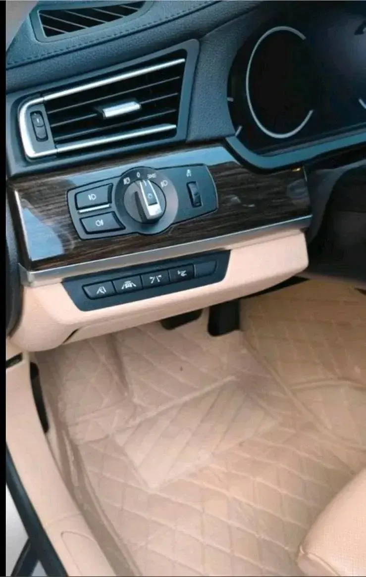Gebraucht BMW 750 M Performance 381 PS (280 kW) 2014 Grau Limousine
