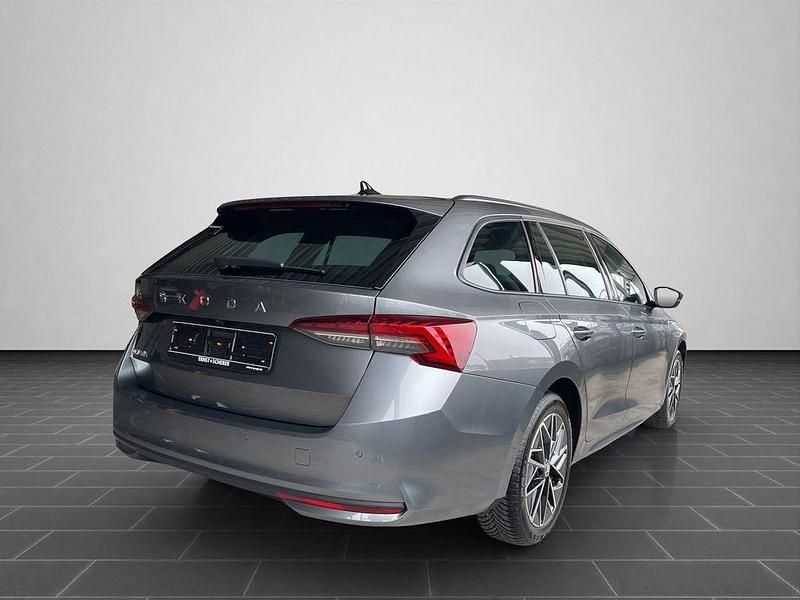 Gebraucht Skoda Octavia Selection 150 PS (110 kW) 2025 Graphitegrau metallic Kombi