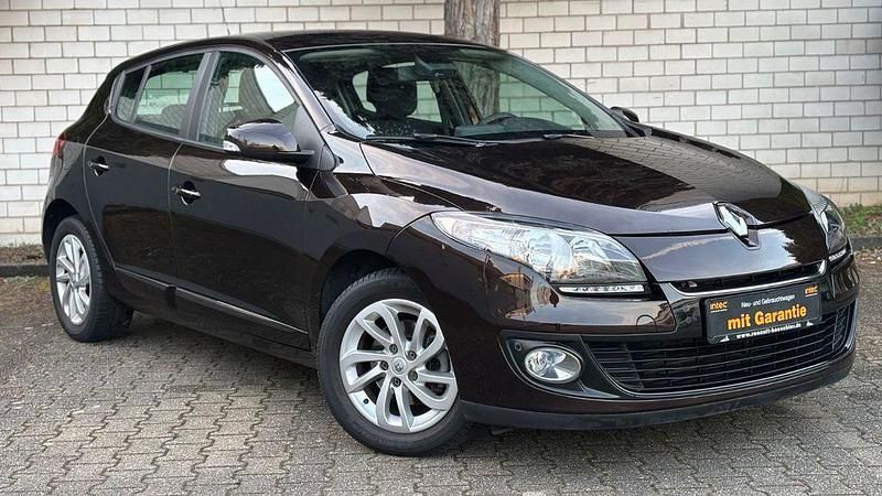 Gebraucht Renault Mégane Initiale Paris 110 PS (80 kW) 2013 Braun Limousine