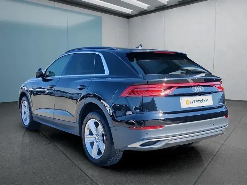 Gebraucht Audi Q8 340 PS (250 kW) 2022 Schwarz SUV
