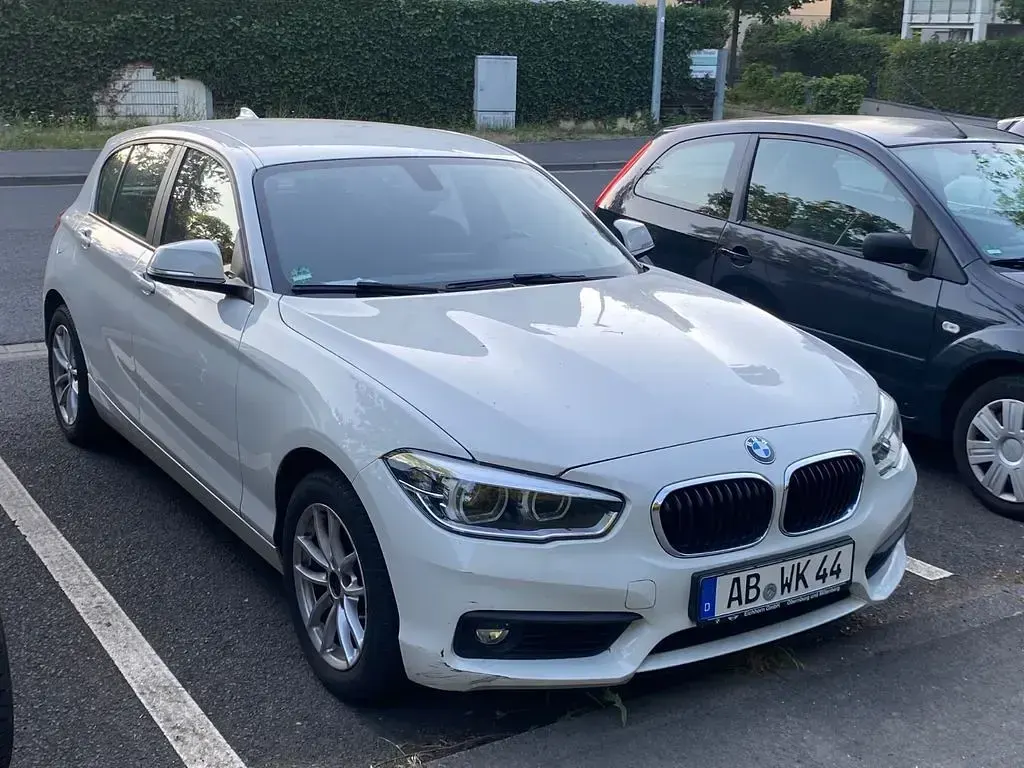 Gebraucht BMW 118 150 PS (110 kW) 2018 Weiß Limousine