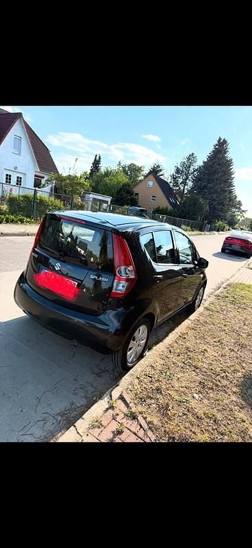 Gebraucht Suzuki Splash 65 PS (47 kW) 2010 Schwarz Kleinwagen