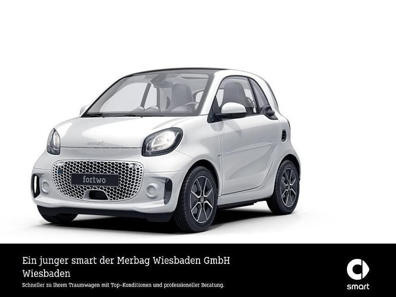 Weiß Gebraucht 2022 Smart ForTwo Electric Drive Passion | 13.490 € (Fairer Preis) - Bild 1/4