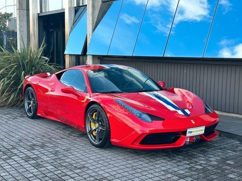 Rot Gebraucht 2014 Ferrari 458 | 458.000 € (Teuer) - Bild 1/4