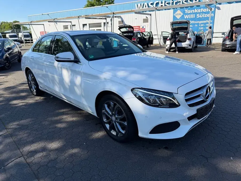 Second-hand Mercedes C180 Edition 156 CP (114 kW) 2016 Alb Berlinǎ