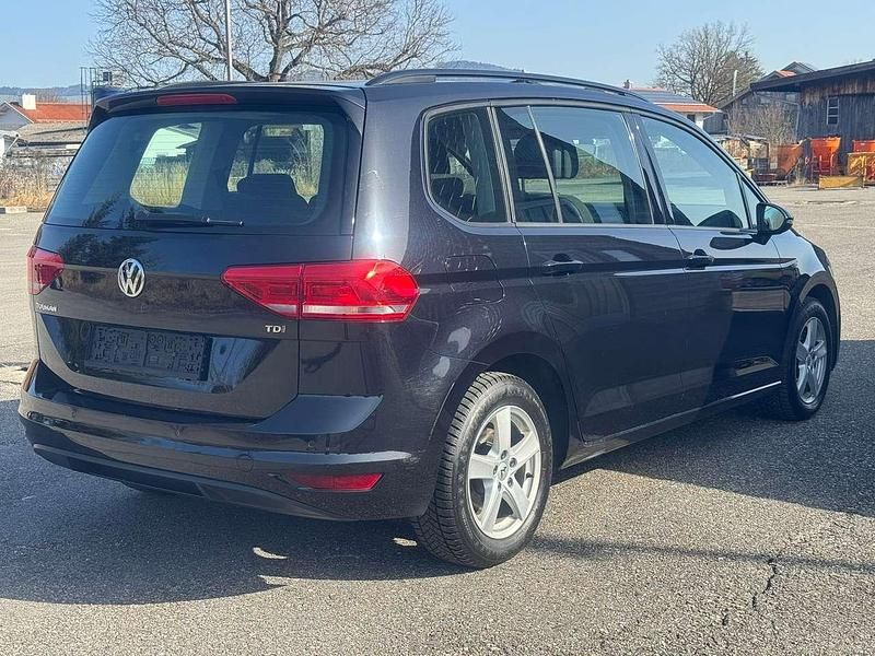 Gebraucht VW Touran 110 PS (80 kW) 2015 Deep black perleffekt Van / Kleinbus