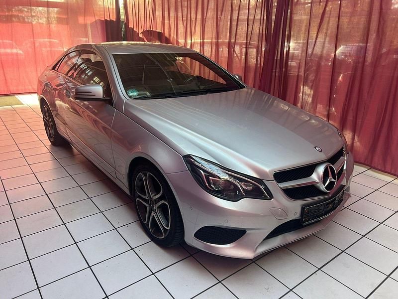 Gebraucht Mercedes E300 252 PS (185 kW) 2014 Silber Coupé
