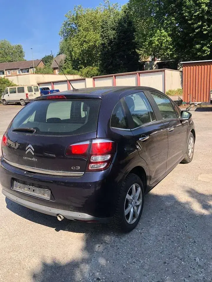 Gebraucht Citroën C3 99 PS (72 kW) 2016 Schwarz Limousine
