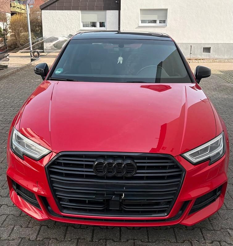 Gebraucht Audi A3 150 PS (110 kW) 2020 Rot Limousine