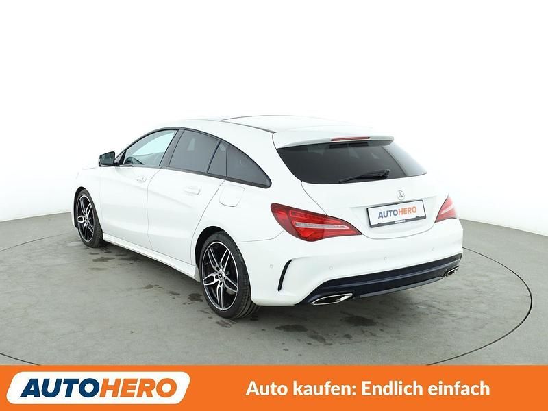 Gebraucht Mercedes CLA200 Shooting Brake AMG line 156 PS (114 kW) 2019 Weiß Kombi