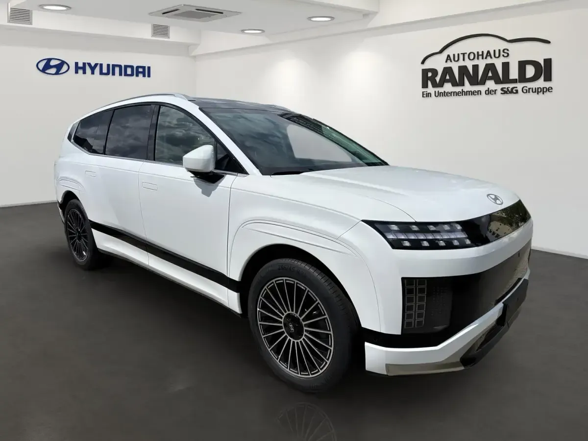 Gebraucht Hyundai Ioniq 9 225 kW (307 PS) 2026 Mic (weiss SUV