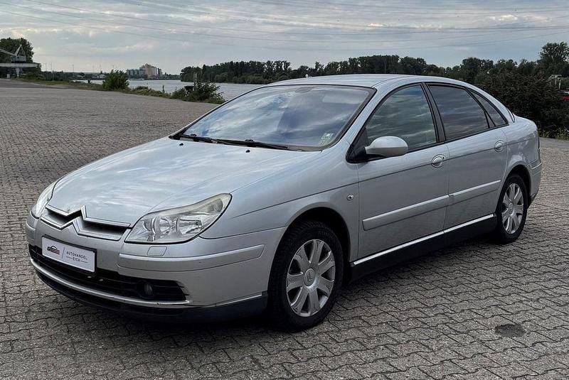 Silber Gebraucht 2004 Citroën C5 Style Limousine | 1.390 € (Fairer Preis) - Bild 1/4