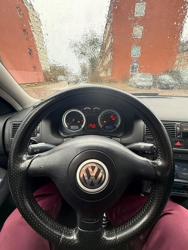 Gebraucht VW Golf IV 75 PS (55 kW) 2003 Schwarz Kleinwagen