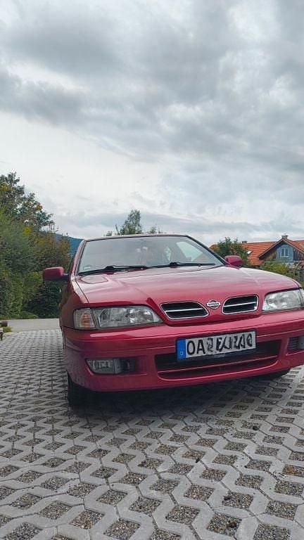 Rot Gebraucht 1997 Nissan Primera SE Limousine | 1.900 € (Guter Preis) - Bild 1/4