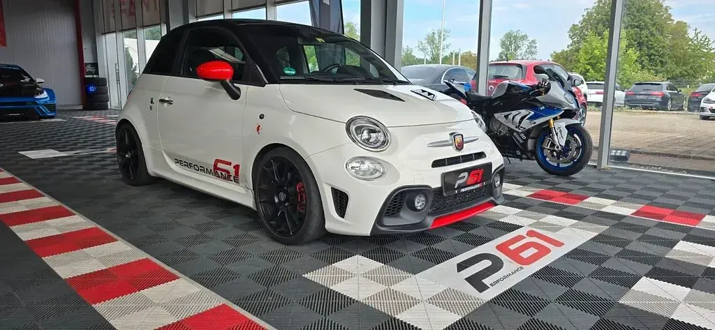 Gebraucht Abarth 595 Pista 160 PS (117 kW) 2019 Weiß Kleinwagen