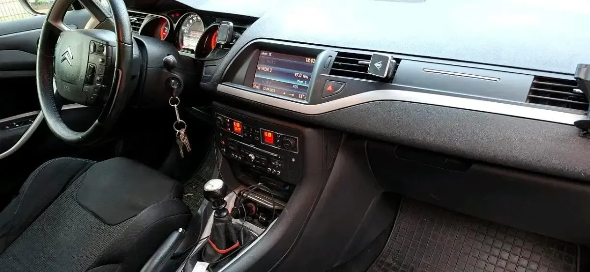 Gebraucht Citroën C5 140 PS (102 kW) 2011 Schwarz Kombi