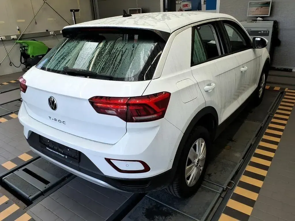 Gebraucht VW T-Roc 110 PS (80 kW) 2022 Weiß SUV