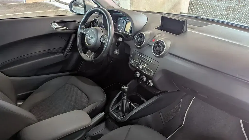 Gebraucht Audi A1 125 PS (91 kW) 2015 Silber Kleinwagen