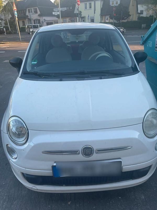 Weiß Gebraucht 2009 Fiat 500 Kleinwagen | 2.199 € (Guter Preis) - Bild 1/4