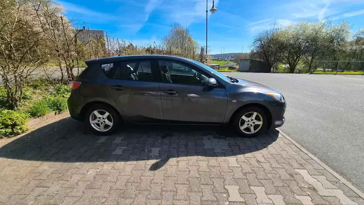 Usata Mazda 3 105 CV (77 kW) 2012 Grigio Berlina
