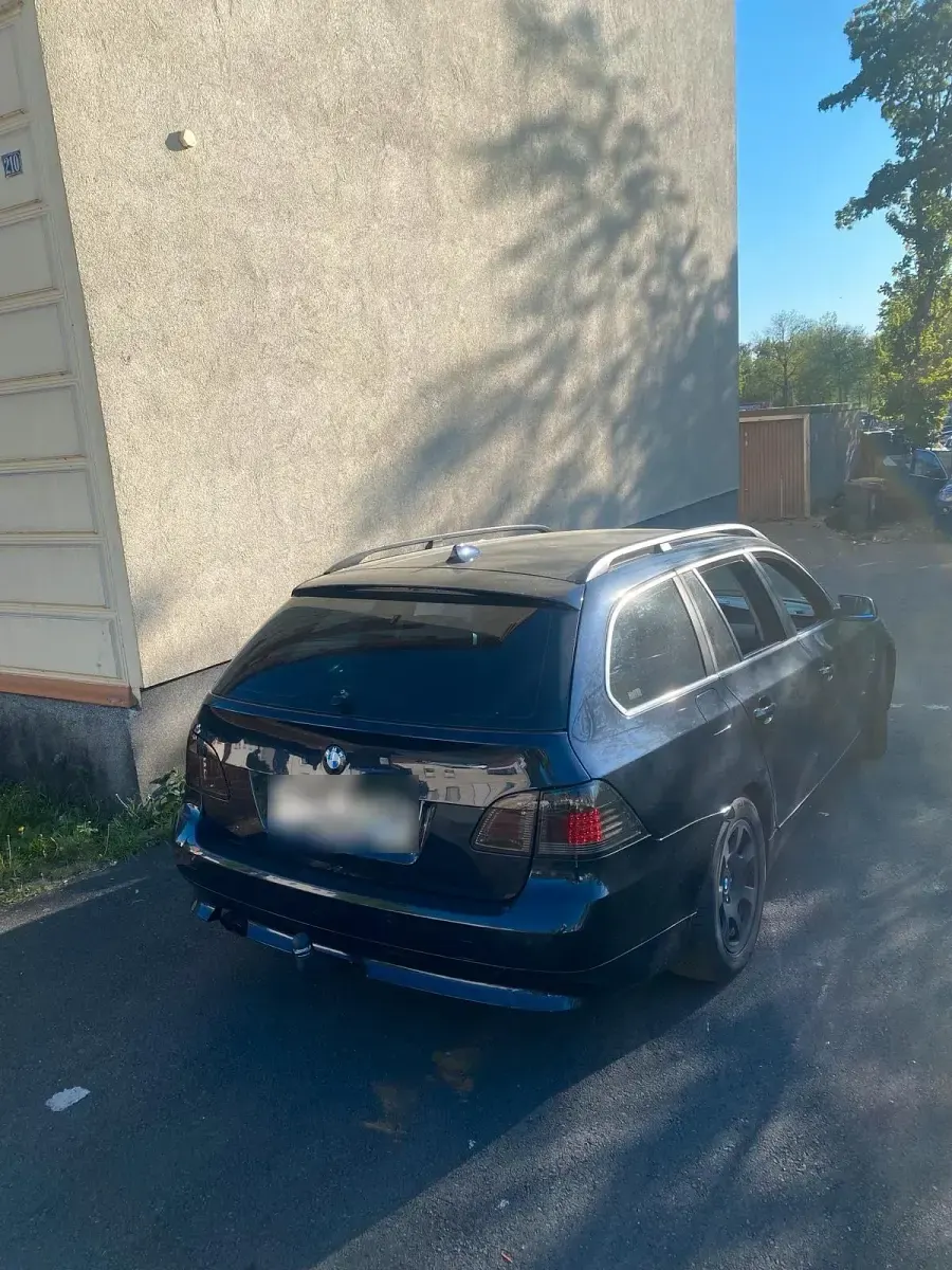 Second-hand BMW 525 200 CP (147 kW) 2006 Albastru Break