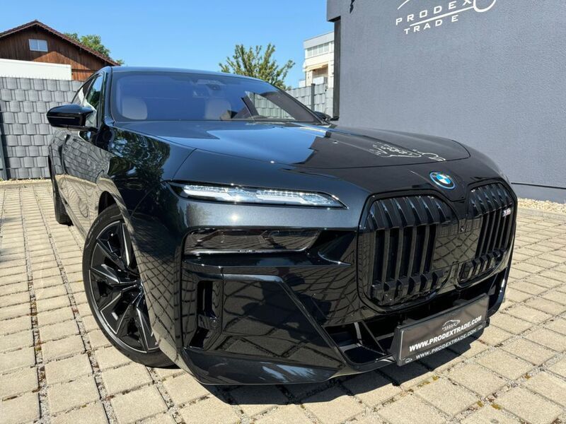 Schwarz Gebraucht 2024 BMW M760e Sport Line Limousine | 154.700 € - Bild 1/4