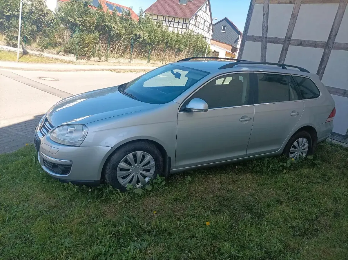 Gebraucht VW Golf V 140 PS (102 kW) 2007 Silber Kombi