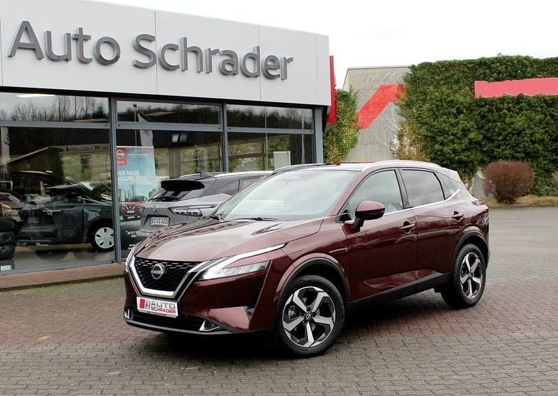 Rot Gebraucht 2022 Nissan Qashqai N-Connecta SUV | 23.980 € (Etwas zu teuer) - Bild 1/4